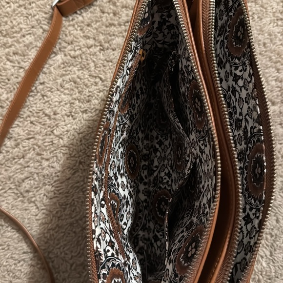 Vera Bradley Leather Carryall Triple Compartment Bag - Picture 5 of 9